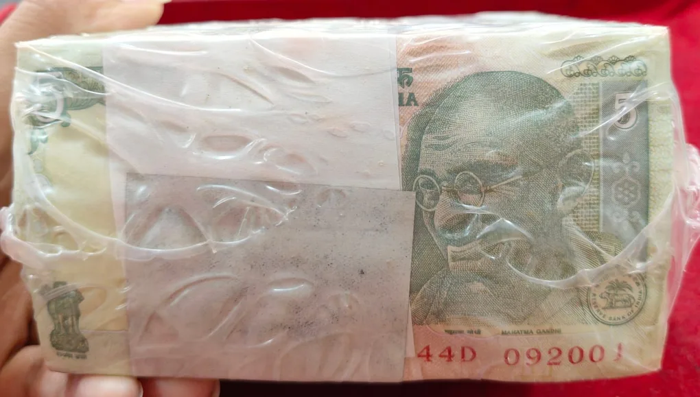 5 Rupees Gandhi Governor RBI Sealed 1000 Note Pack RIM
