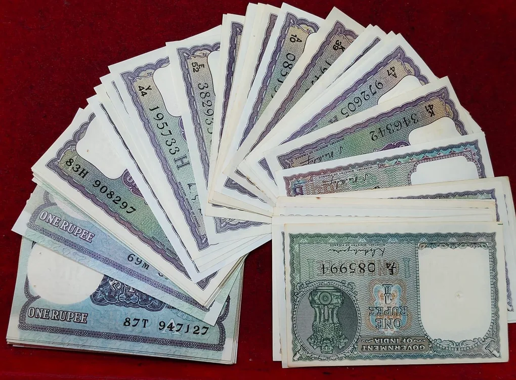 62 Note Signature 1 Rupees UNC Set (See Description) #A-4