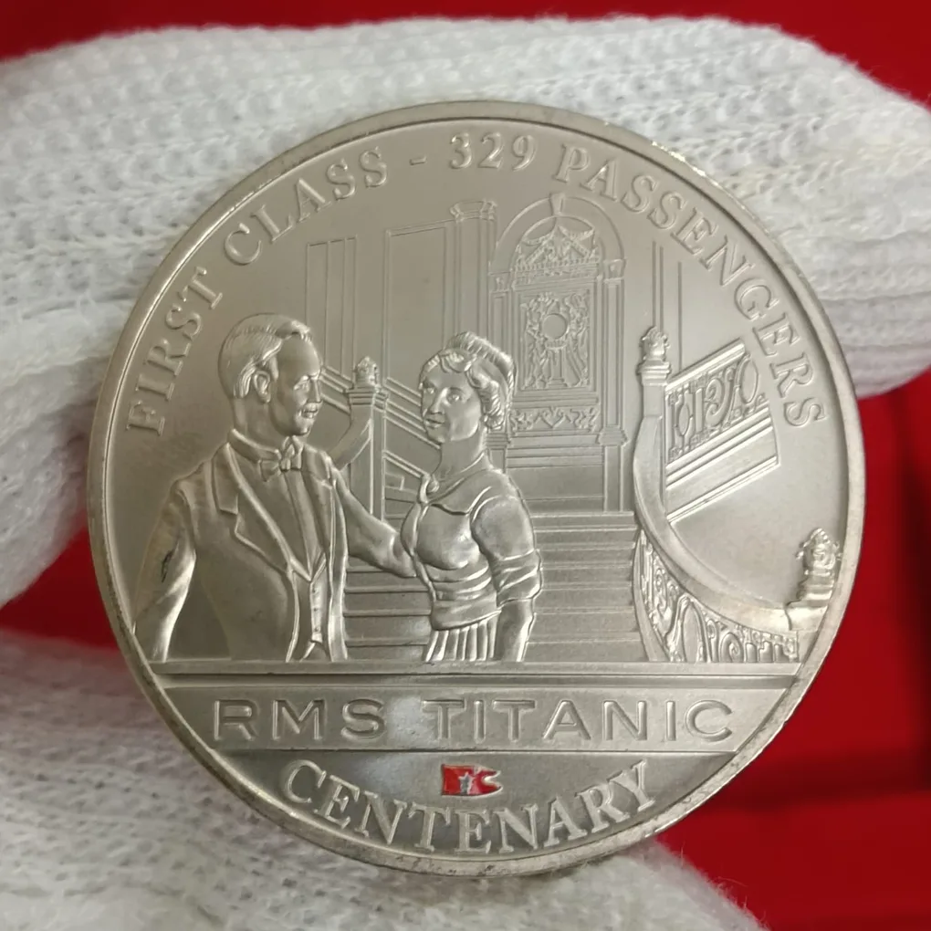 Rare Queen Elizabeth One Dollar Proof Coin First-Class Passengers RMS Titanic Centenary Year 2012 Cook Islands