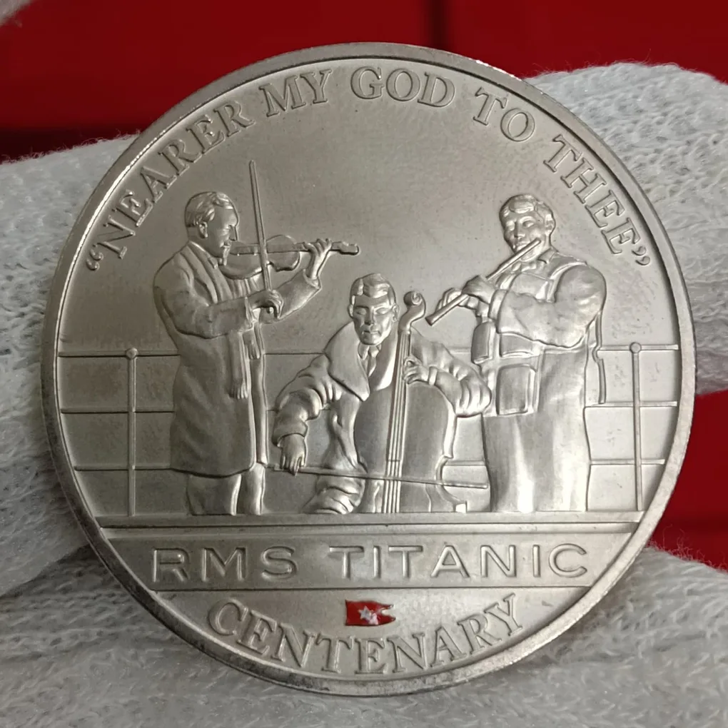 Rare Queen Elizabeth One Dollar Proof Coin RMS Titanic Series Nearer My God To there Centenary Year 2012 Cook Islands