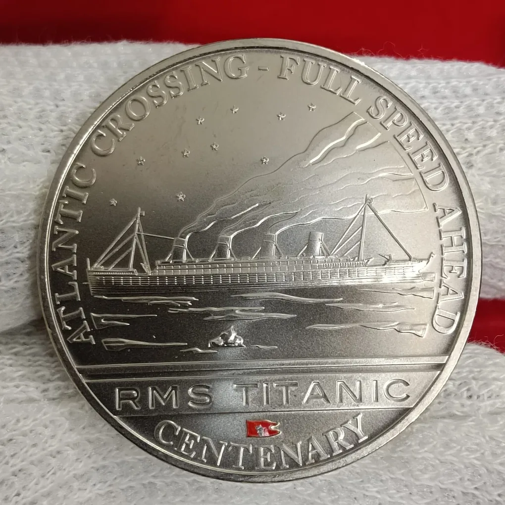 Rare Queen Elizabeth One Dollar Proof Coin Atlantic Crossing - Full Speed Ahead" RMS Titanic Series Year 2012 Cook Islands