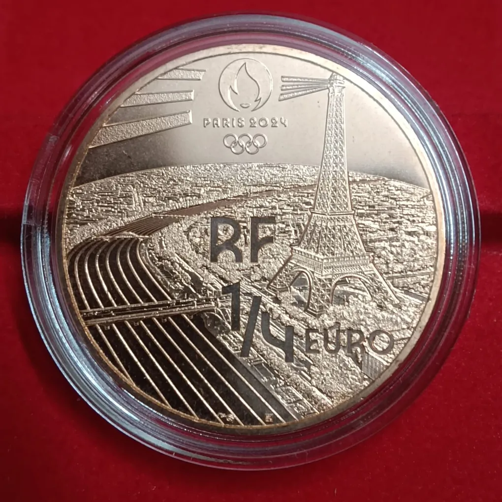 1/4 Euro Fencing Olympic Games Paris 2024 Rare UNC Coin with Capsule #C-106