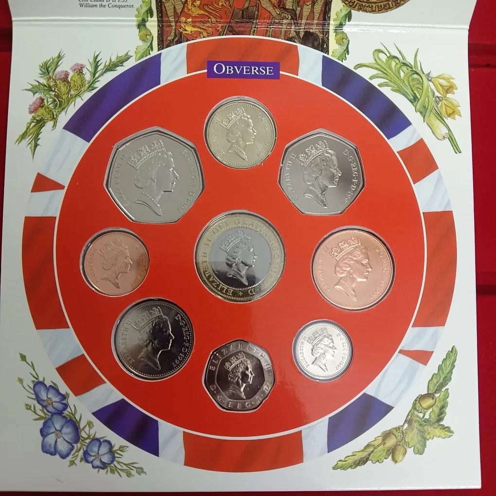 Ex Rare United Kingdom Brilliant Uncirculated Coin Collection 1997 Year Proof Coin Set Issued By Royal Mint