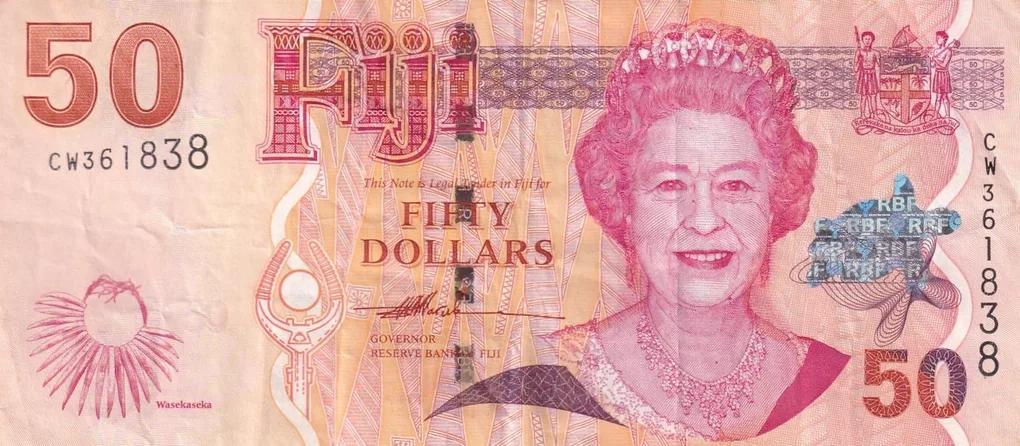 Fiji 50 Dollars - Elizabeth II Rare Note #B2