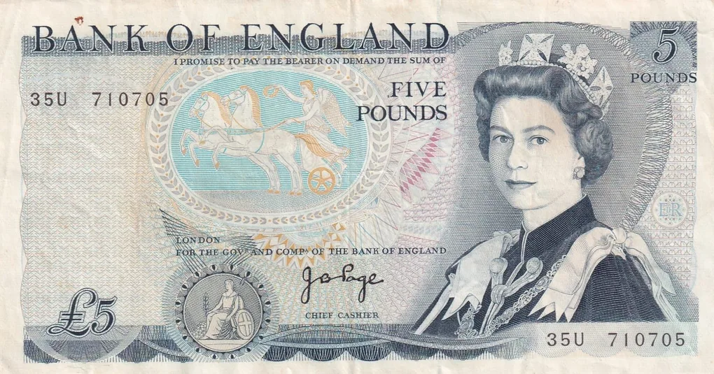 England 5 Pound Rare Note #B2