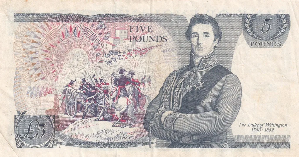 England 5 Pound Rare Note #B2