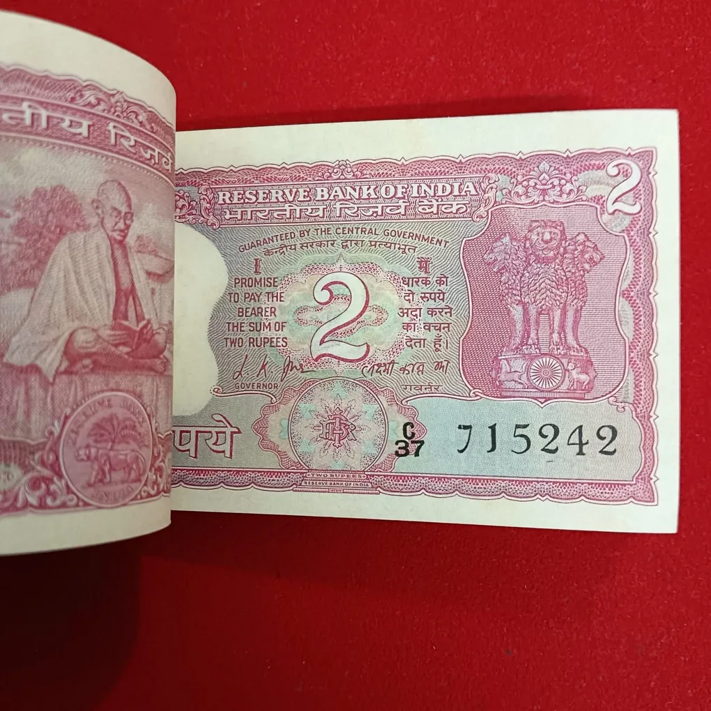 Extremely Rare Two Rs Back Side Mahatma Gandhi Ji Full Serial Bundle Governor LK Jha Reserve Bank of India 715201