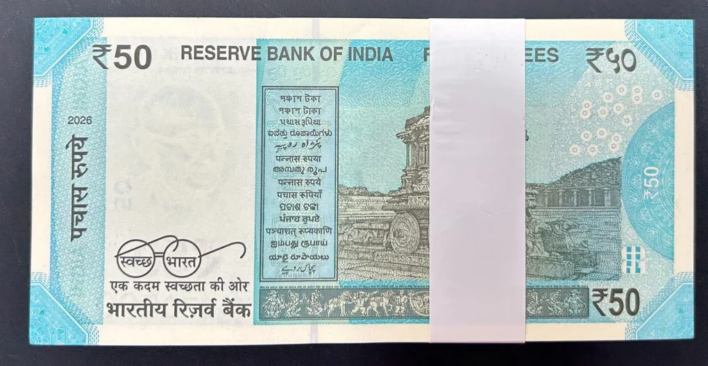 FULLY STAR * SERIAL PACKET GEM UNC 50 RUPEES GOVERNOR SANJAY MALHOTRA