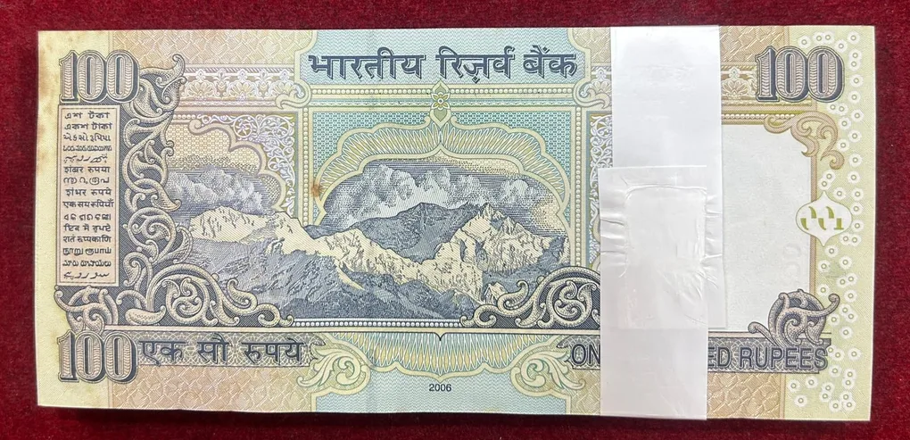 100 RUPEES GOVERNOR Y.B.REDDY RARE 100 NOTE UNC SERIAL PACKET
