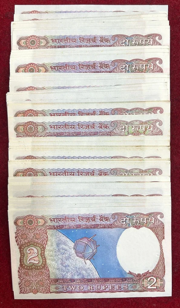 2 RUPEES SATELLITE MIX GOVERNOR UNC (100 NOTE)#B-2