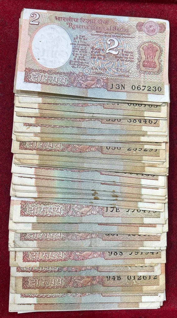 2 RUPEES SATELLITE MIX GOVERNOR USED CONDITION (100 NOTE)#B-6