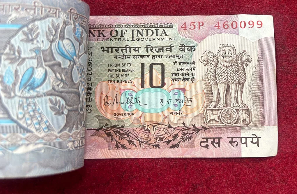 10 RUPEES (PEACOCK) GOVERNOR R.N MALHOTRA RARE (99 NOTE) SERIAL PACKET(LAST NOTE MISSING PACKET)