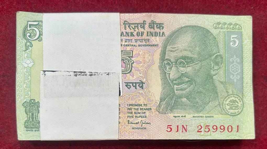 5 RUPEES (GANDHI) GOVERNOR BIMAL JALAN RARE (100 NOTE) SERIAL PACKET