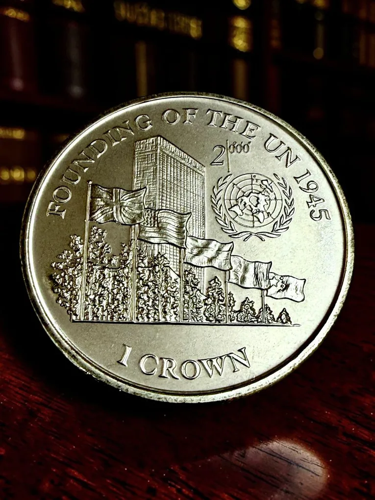 1 Crown Elizabeth II Founding of the UN 1945 Unique and Rare