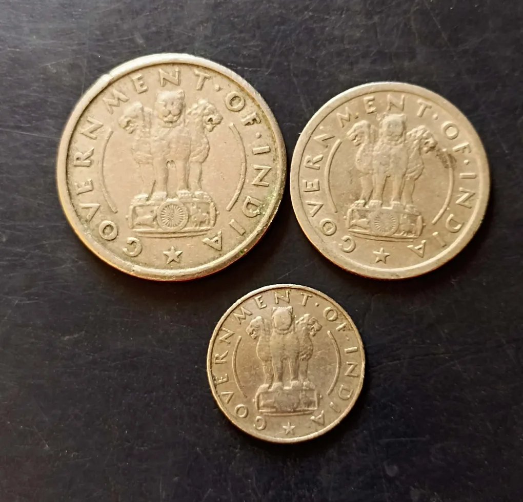 Government of India Denominaton 1₹ 1/2₹ 1/4₹ Metal copper nickel Year 1950 Same and similar set available