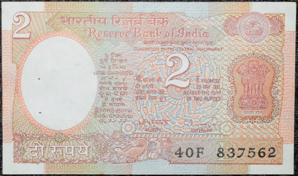 2 Rupees of Republic India (AD 1985-1990) R. N. Malhotra Signature