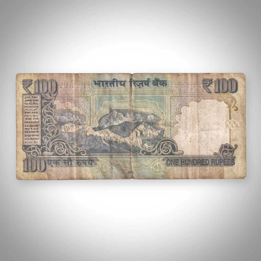 100 Rupees 2012 Mahatma Gandhi Series D Subbarao Signature Republic India Note # A555