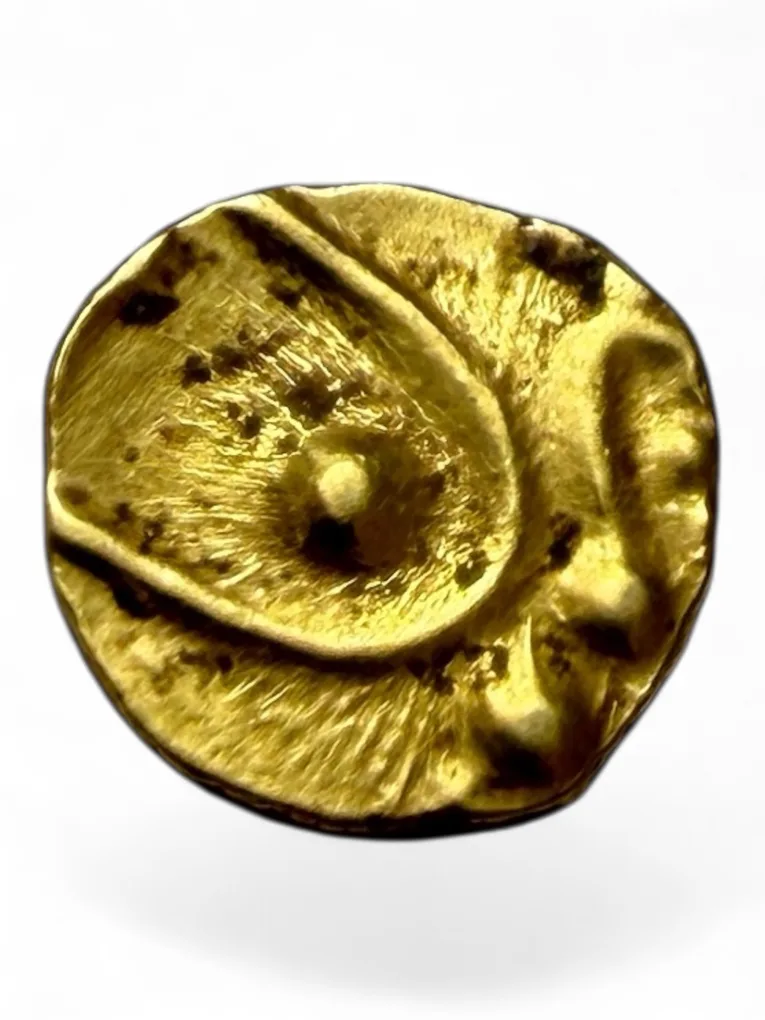 Viraraya Fanam Tamil Nadu Ganesh Motif Mysore Gold Fanam Issue Very Unique and Rare Gold Issue