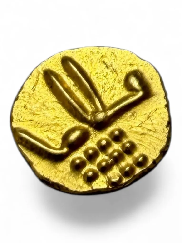 Viraraya Fanam Tamil Nadu Ganesh Motif Mysore Gold Fanam Issue Very Unique and Rare Gold Issue