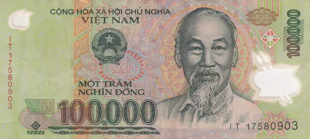 Vietnam 100 000 Đồng Rare Polymer Note #B2