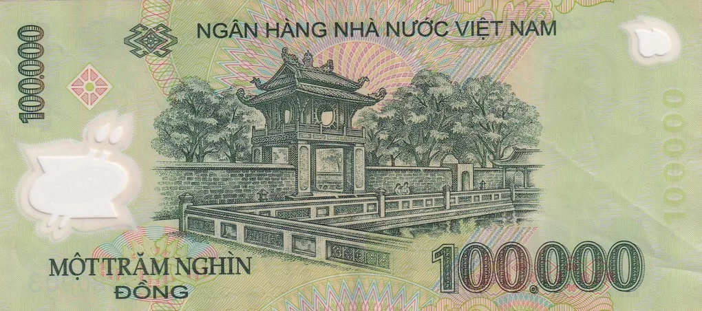 Vietnam 100 000 Đồng Rare Polymer Note #B2