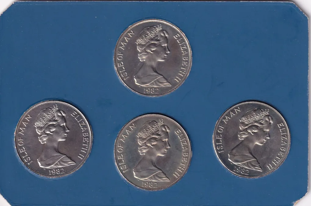 Isle of Man Manx Maritime Heritage 1982 One Crown Rare ( 4 Coin Set)