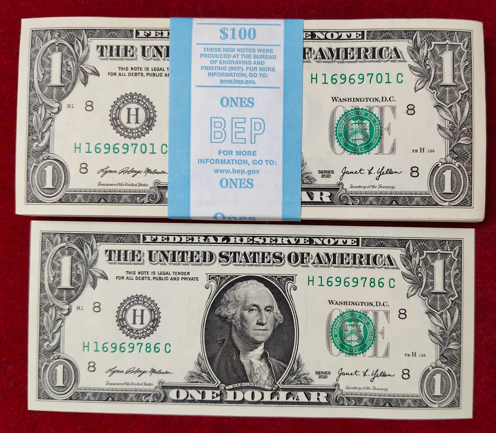 Rare USA One Dollar GEM UNC Serial Packet of United State of America Bundle 100 Notes Packed with Fancy Number Ending 786