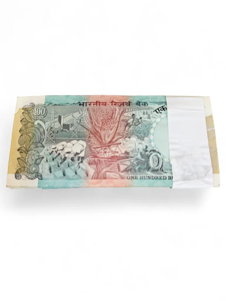 Rs 100 Agriculture Issue Bundle Signed By R N Malhotra 1980s Issue UNC 99 Notes Bundle 1 Note Missing
