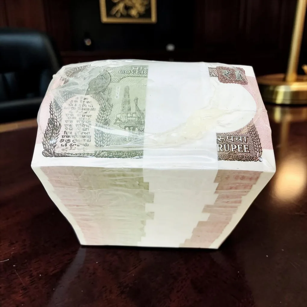 Re 1 India Banknote Year 2019 Seal Rim Large Font Seal Unique And Rare