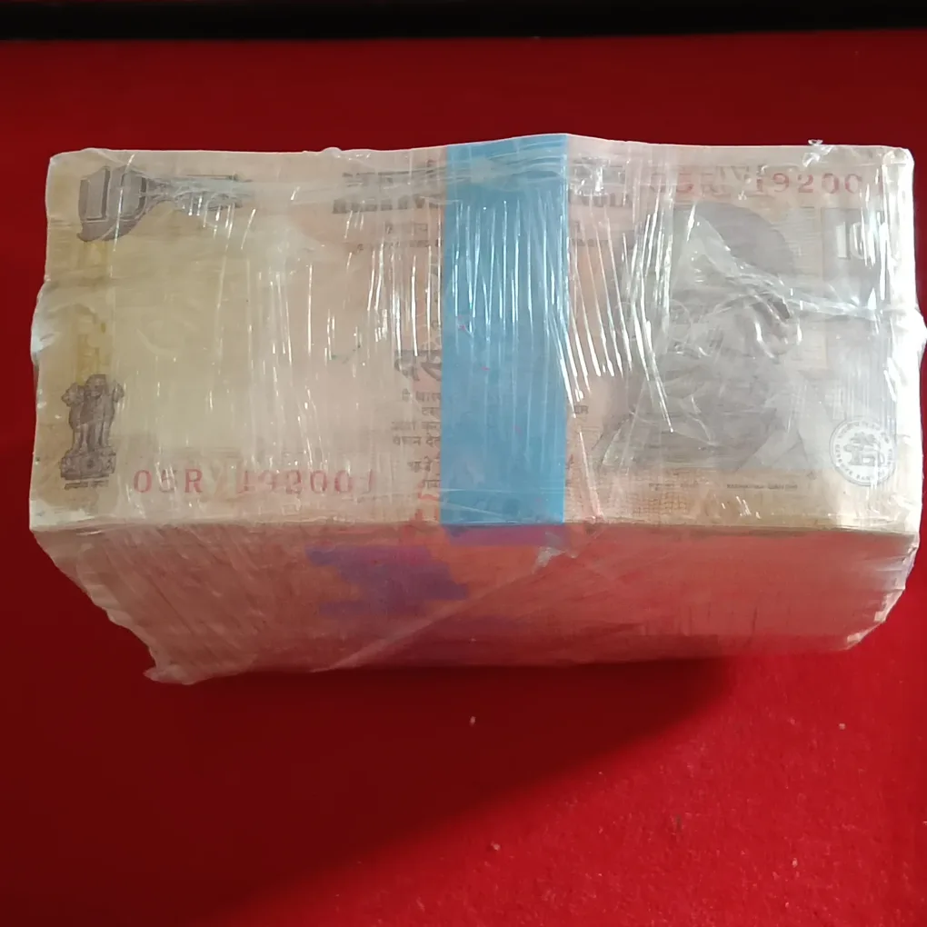 10 Rupees Mahatma Gandhi Old Rim Governor YV Reddy Year 2008 Ultra Gem Unc Condition Republic of India 192001