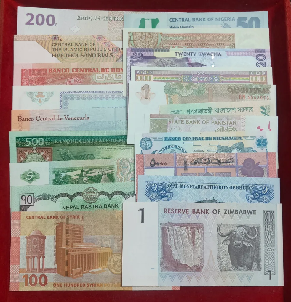 20 DIFFERENT COUNTRY UNC SET