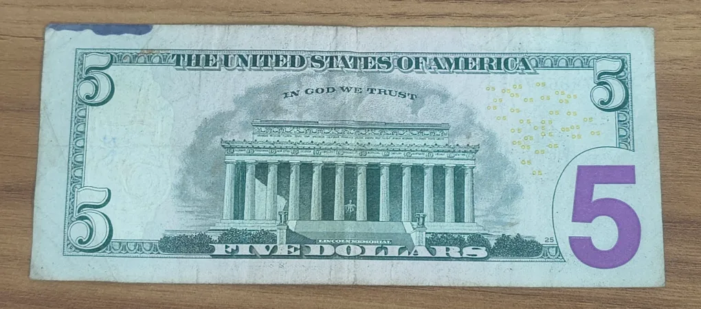 United States 5 Dollars Federal Reserve rare Note with Fancy Number Ending 786