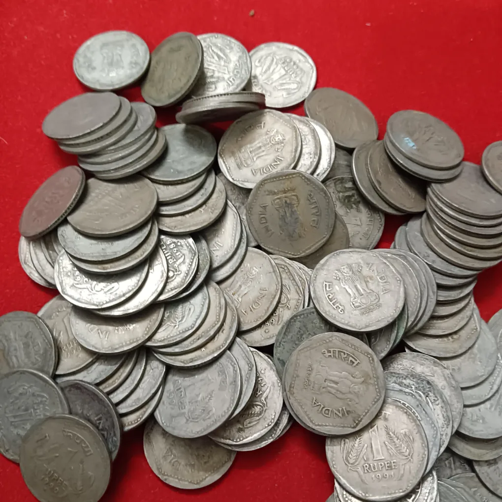 One Rs Scare Coins Copper Nickel 1988,89,99,90,91 Years 50 Pcs Given Hyderabad Mint Republic of India