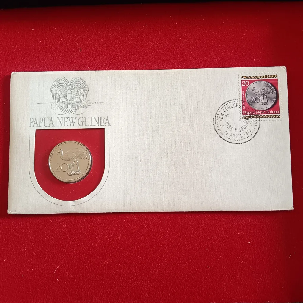1975 PNG Papua New Guinea PNC with Proof 20 Toea 20 t Coin and Matching Stamp