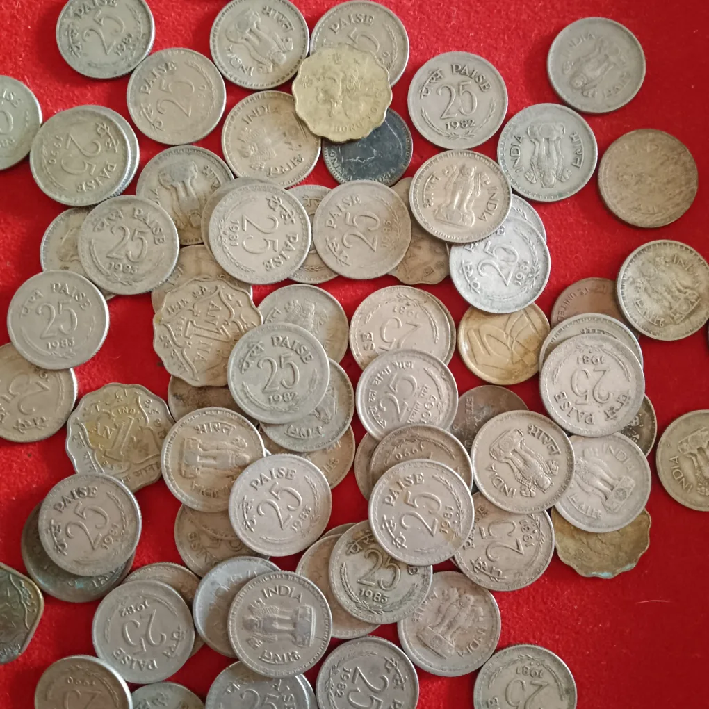 Scare Coin 25 Paise Copper Nickel Mix Scare Year Only 79 Pcs Given Republic of India