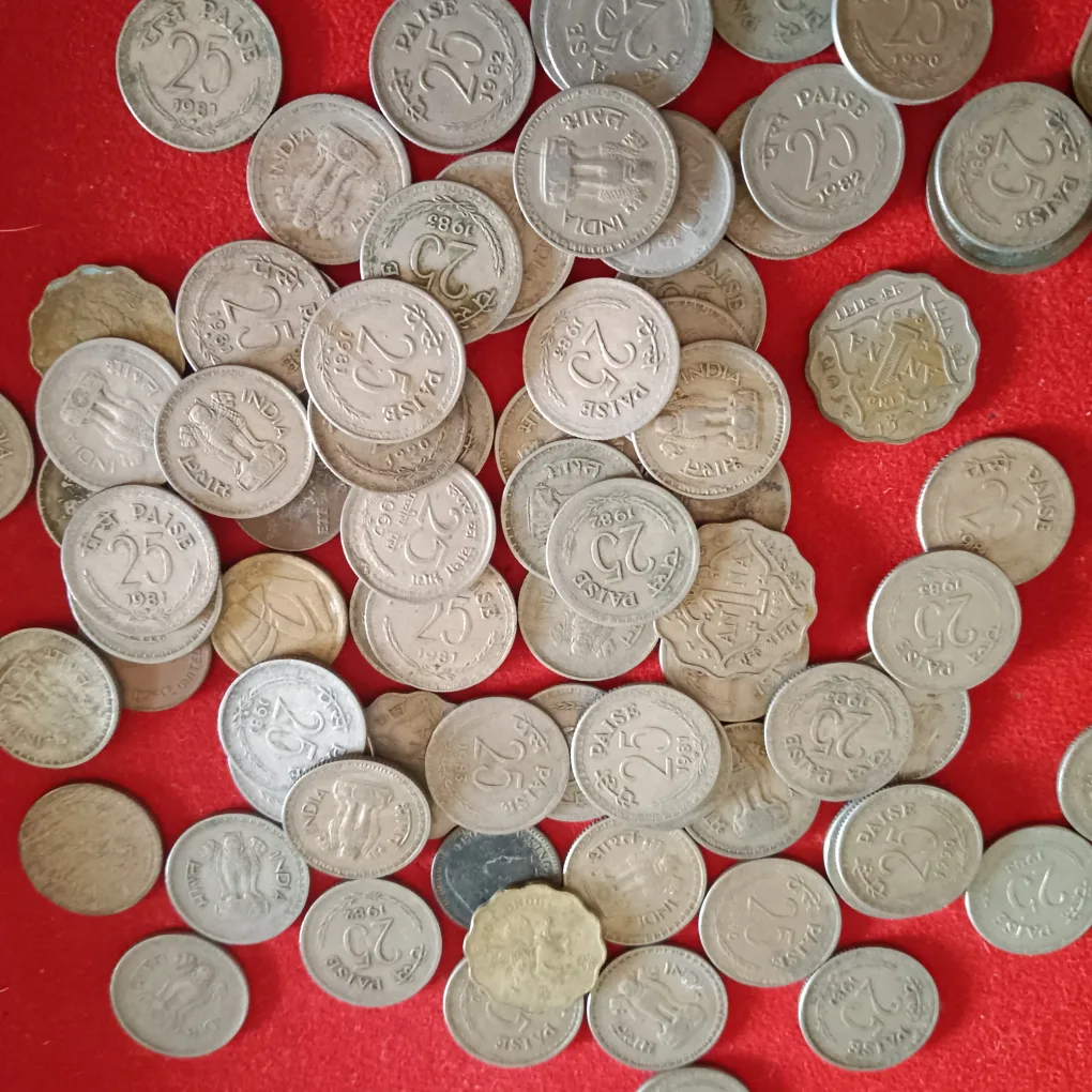 Scare Coin 25 Paise Copper Nickel Mix Scare Year Only 79 Pcs Given Republic of India