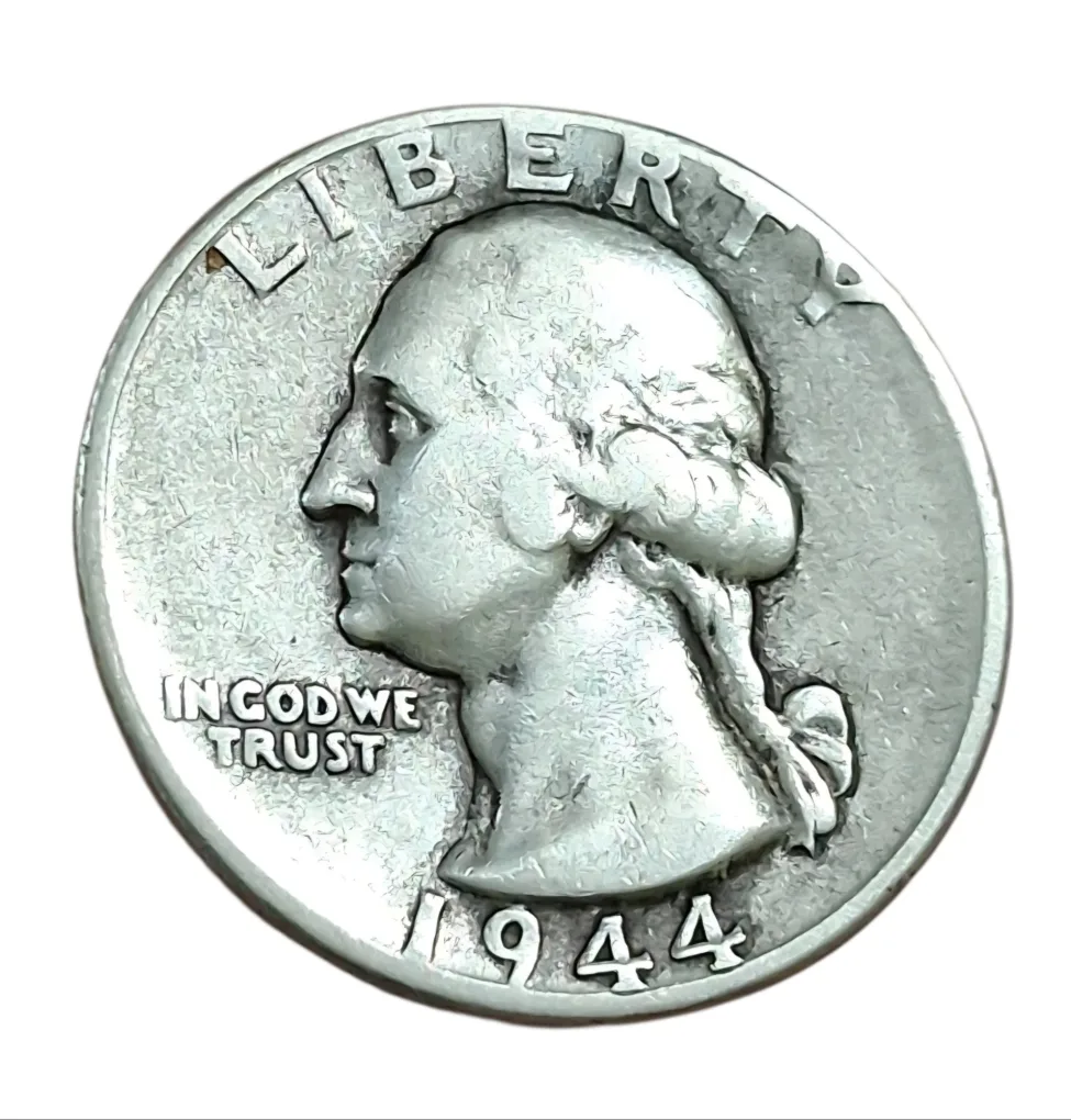 UNITED STATES OF AMERICA Silver QUARTER DOLLAR Year 1944 "LIBERTY" in Collectable Grade.