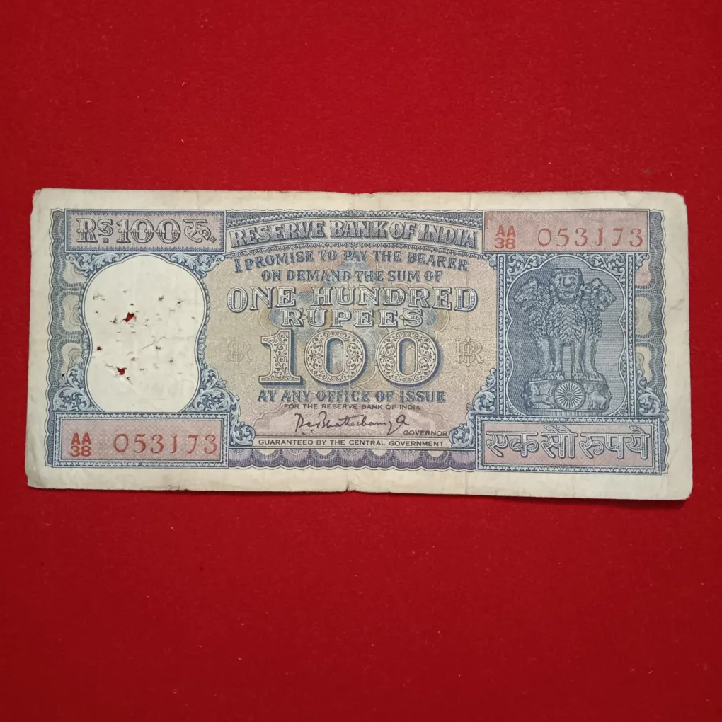 Rare 100 Rupees Daimond Issue Note Governor PC Bhattacharyya Reserve Bank of India 053173 sku19