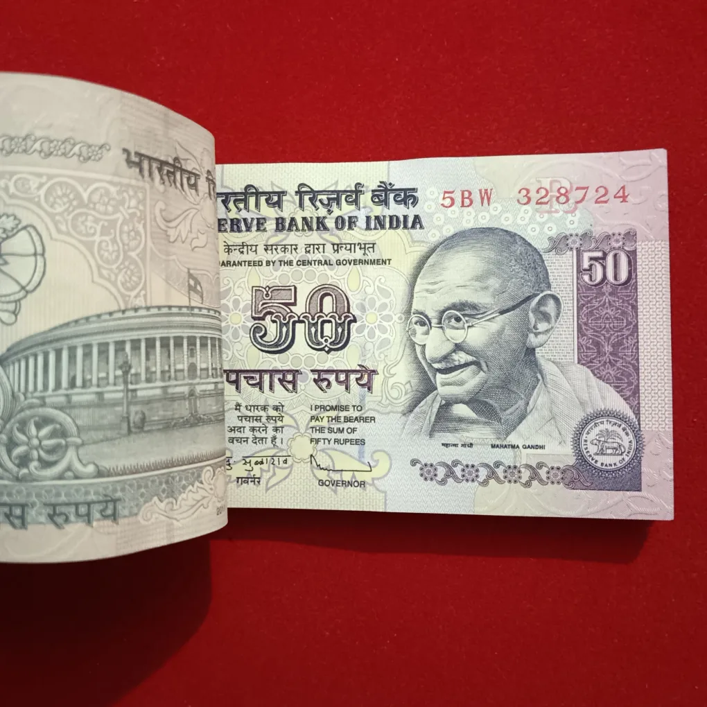 50 Rupees Rare Old Parliament Issue Full Bundle Governor D.Subaraw Year 2011 Ending 786 Gem Unc Condition Reserve Bank of India 328701