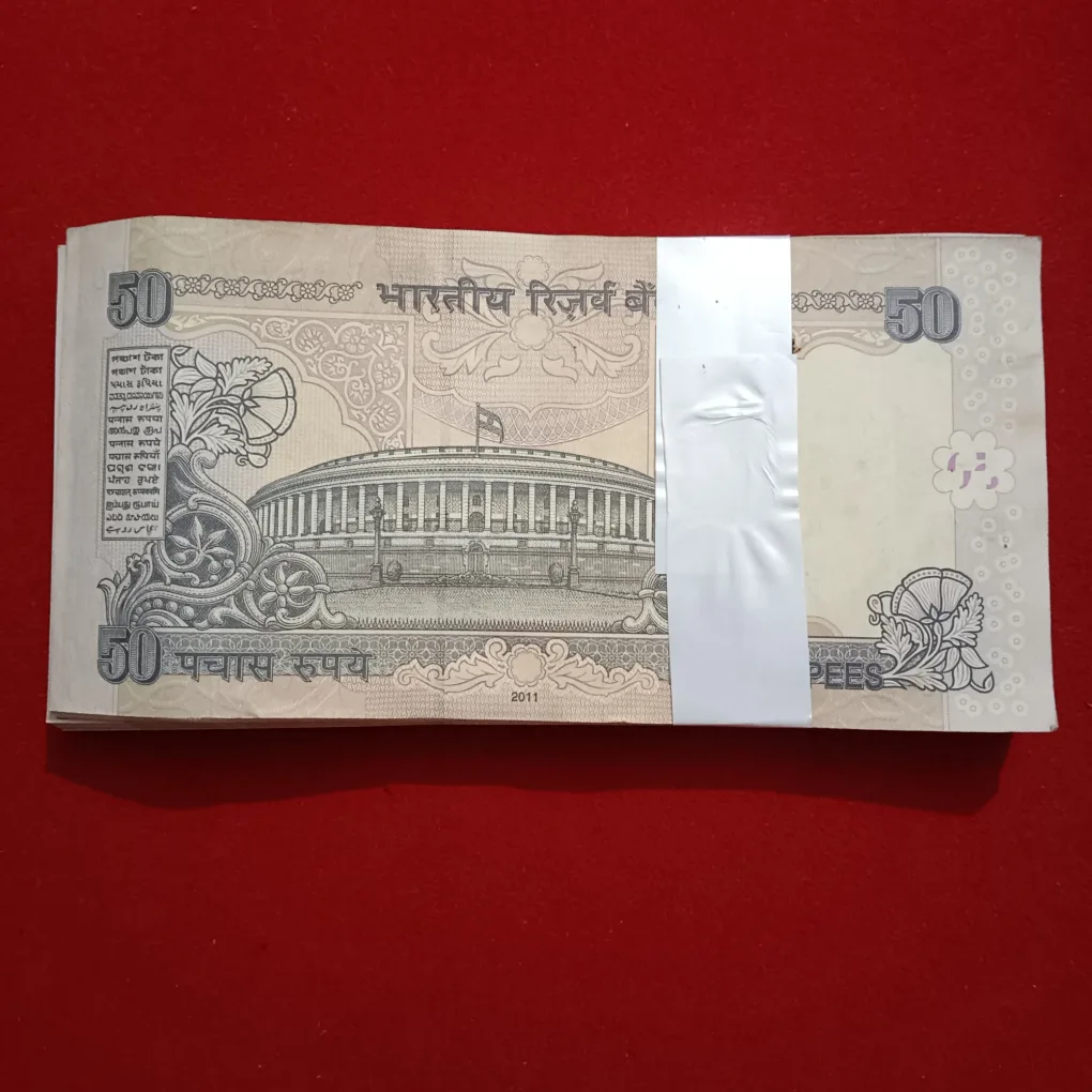 50 Rupees Rare Old Parliament Issue Full Bundle Governor D.Subaraw Year 2011 Ending 786 Gem Unc Condition Reserve Bank of India 328701