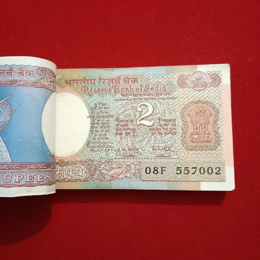 Two Rs Rare Satalite Full Bundle Governor RN Malhotra Gem Unc Condition 557001