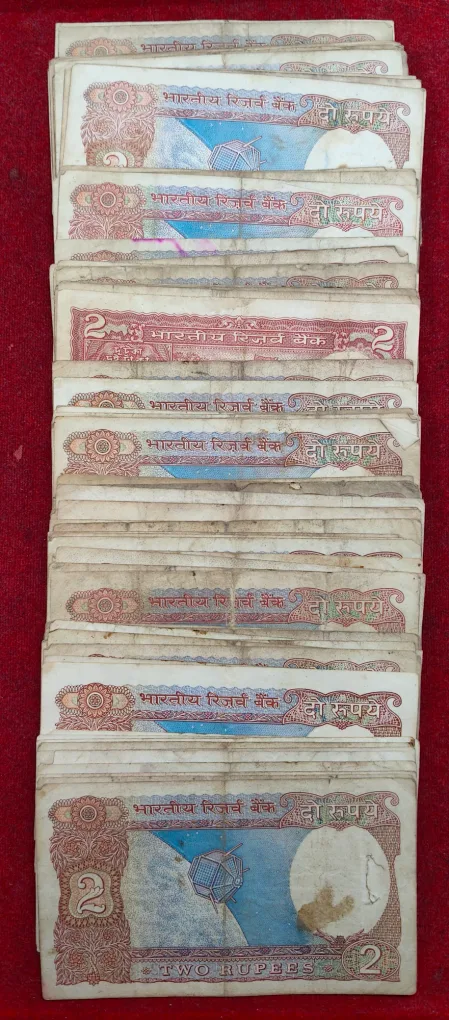 2 Rupees MIX Governor Rare Used Condition (100 Note LOTT )