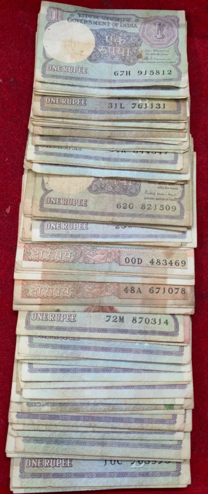Old Issue MIX Governor Rare Used Condition (100 Note LOTT )