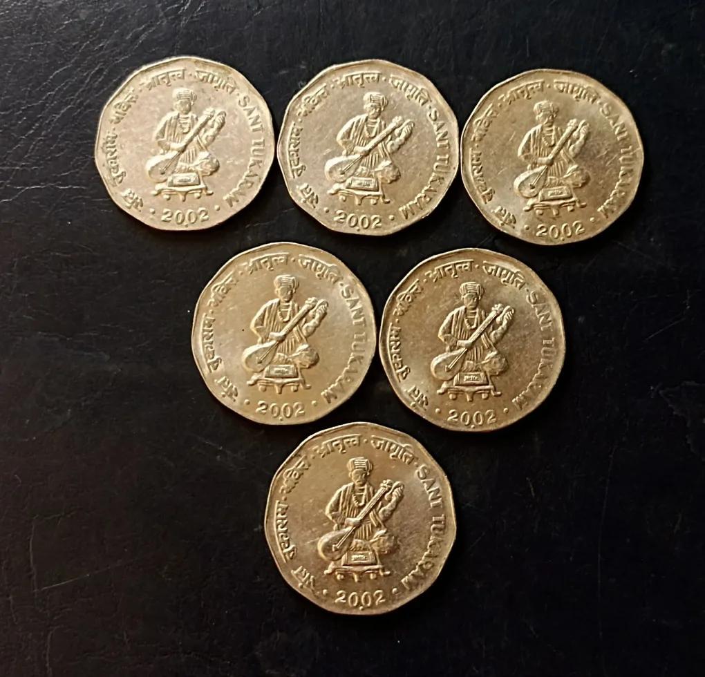 Republic India  Denominaton 2 ₹ Metal copper nickel  Same and similar piece available