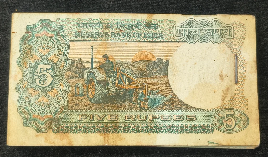 5 RUPEES TRACTOR GOVERNOR C.RANGARAJAN RARE SERIAL PACKET WITH FANCY NUMBER ENDING 786