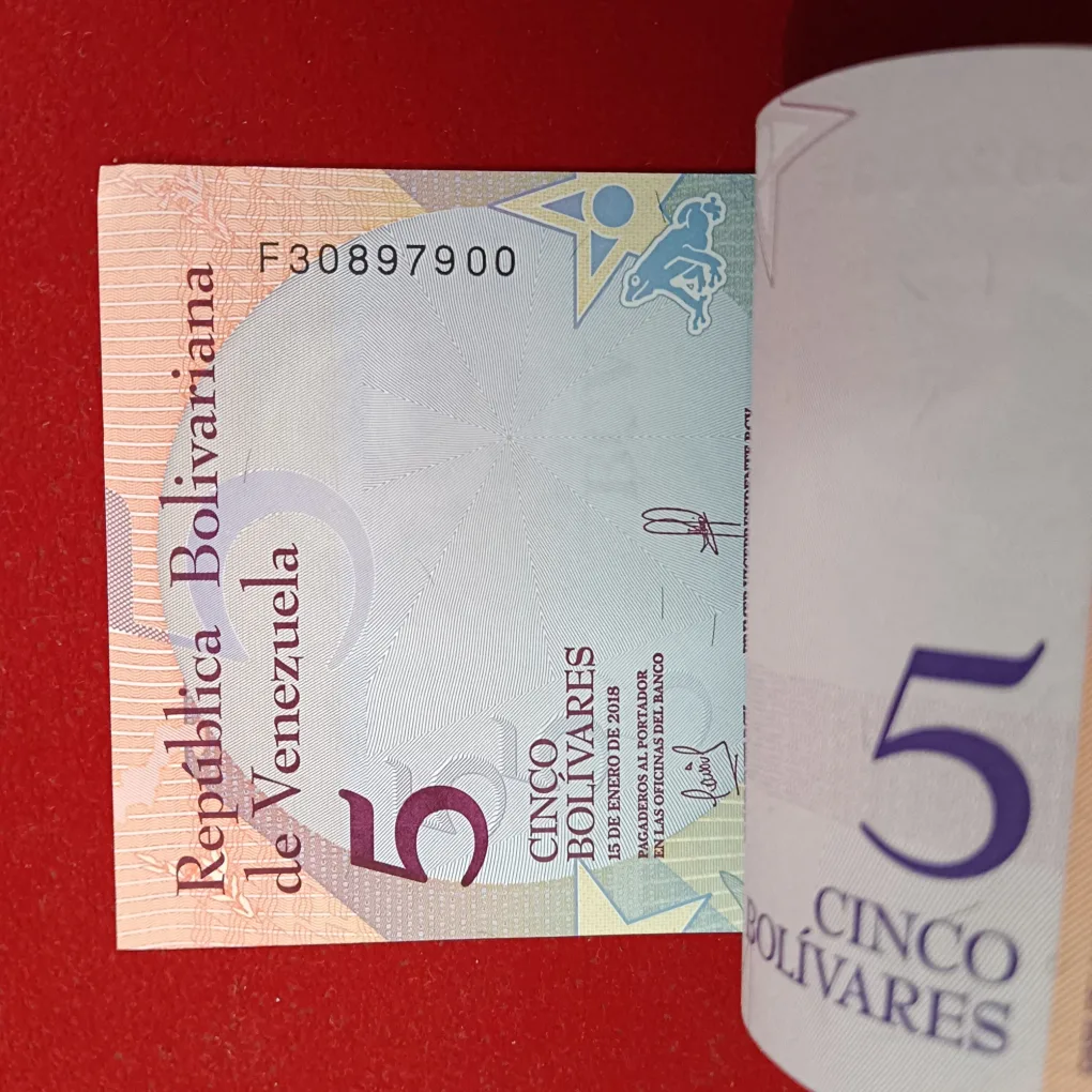 Rare 5 CINCO BOLIVARES Full Serial Bundle Gem Unc Condition Year 2018 Central Bank of Venezuela 30897801