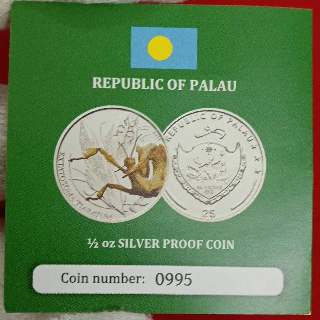 Extremely Rare 2 Dollars Silver Proof Coin 1/2 OZ Bktatosoma Tiaratum Year 2011 Republic of Palau