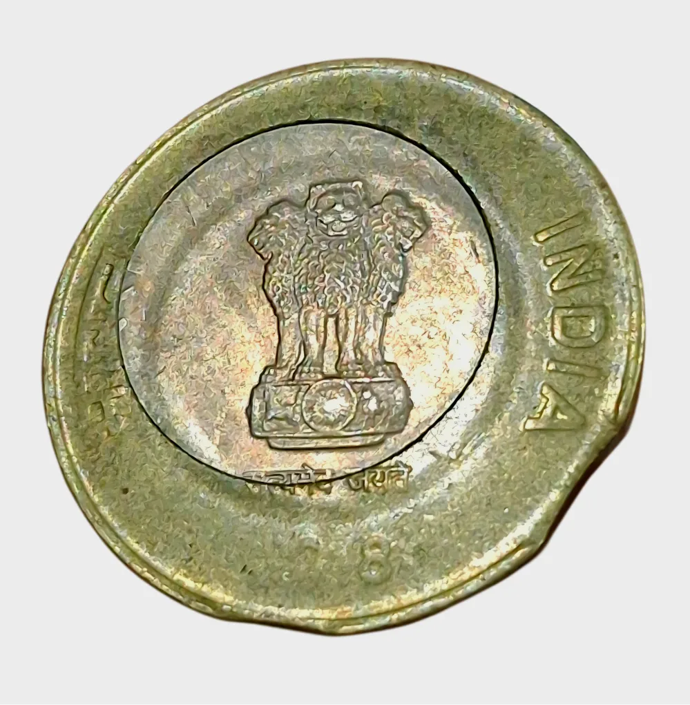 10 Rupees Bi-Metal Year 2018 DISC OFF CENTER with DOUBLE CURVE CLIP Errors **SCARE** High Collectable Grade.
