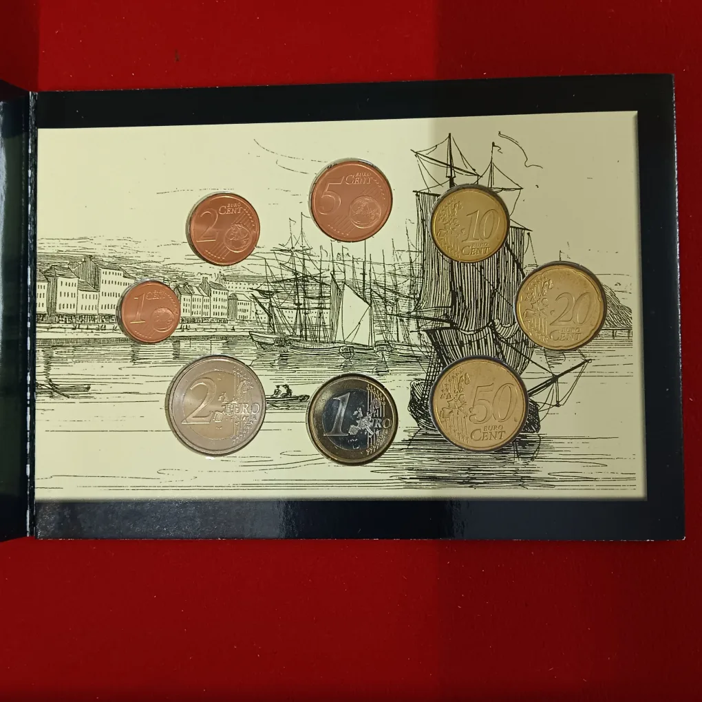 Rare Centeral Bank & Financial Services Authority of Ireland Reginald's Tower Waterford Uncirculated Euro Coins Set 2004 Year Issue The Ireland Mint