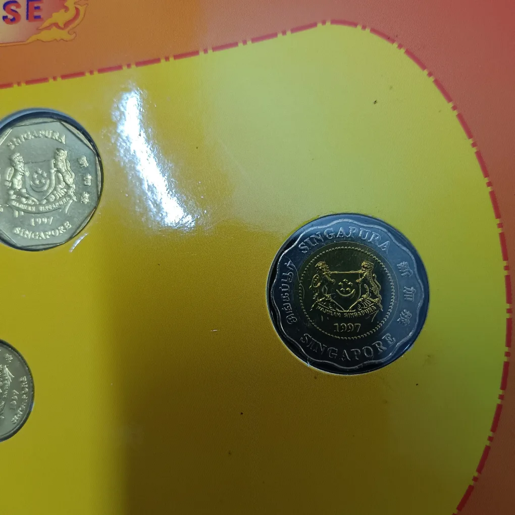 Rare Tiger Of The Year Singapore Uncirculated Proof Coin Set 1997 Year Issued The Singapore Mint